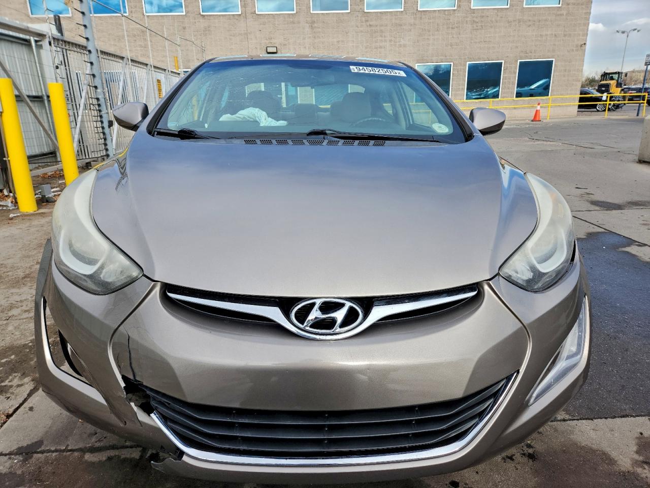 2015 Hyundai Elantra Se Brown vin: 5NPDH4AE7FH595632