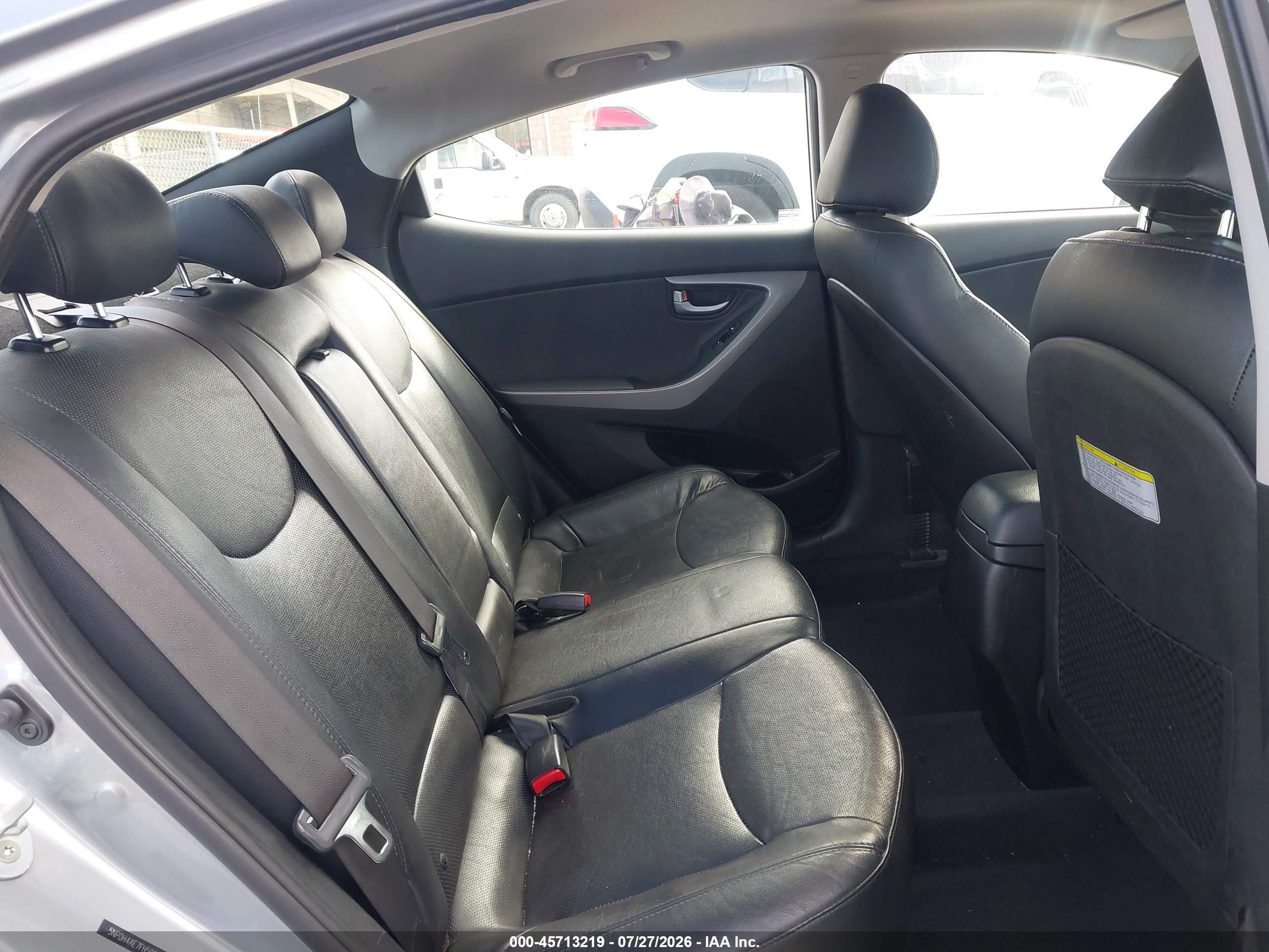 2015 Hyundai Elantra Limited Silver vin: 5NPDH4AE7FH599180