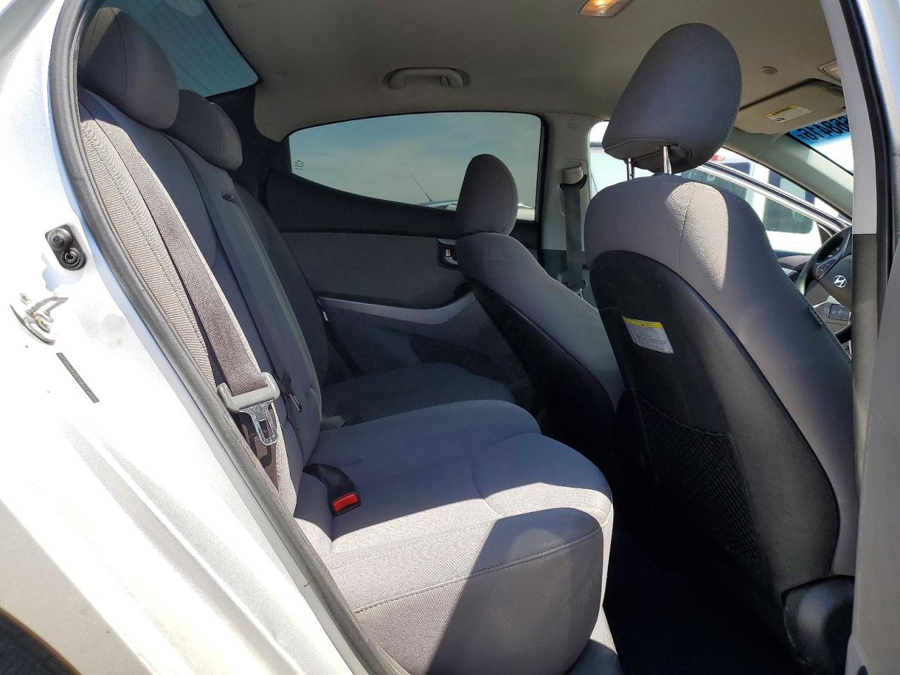2015 Hyundai Elantra Se Silver vin: 5NPDH4AE7FH601767