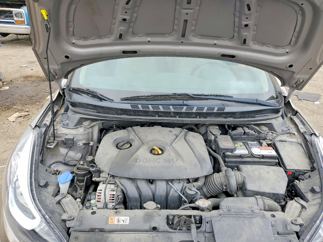 2015 Hyundai Elantra Se Brown vin: 5NPDH4AE7FH605494