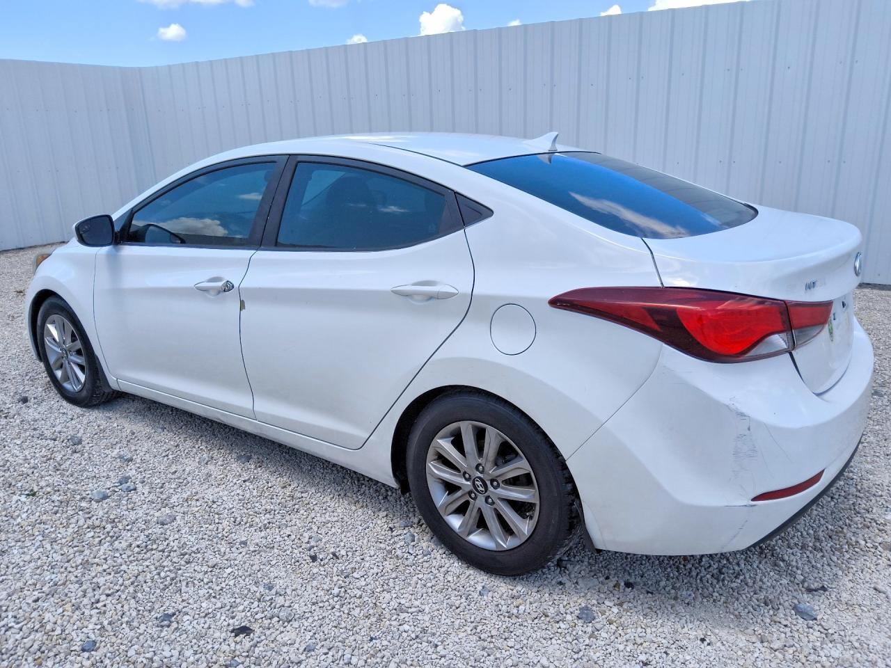 2015 Hyundai Elantra Se White vin: 5NPDH4AE7FH606855