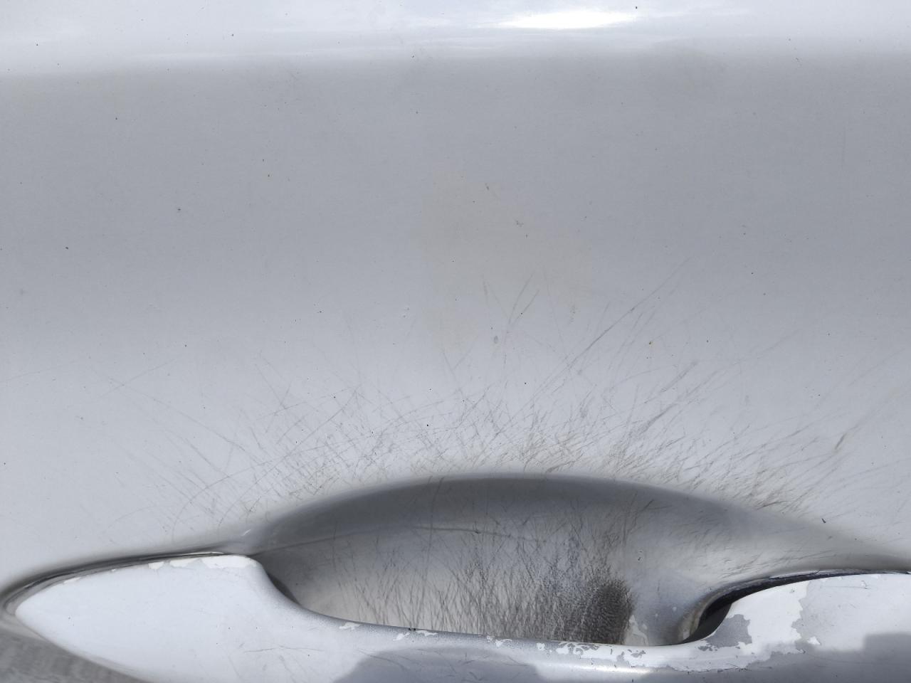 2015 Hyundai Elantra Se White vin: 5NPDH4AE7FH606855 Damage: Left Front Door, Heavy Scratch, 1 To 2 Inches
