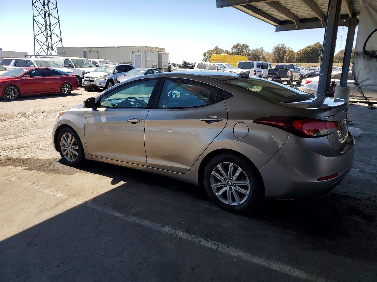 2015 Hyundai Elantra Se Gold vin: 5NPDH4AE7FH614292