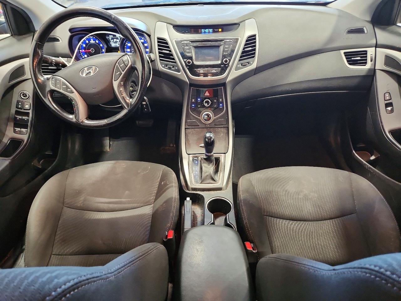 2015 Hyundai Elantra Se Red vin: 5NPDH4AE7FH615622