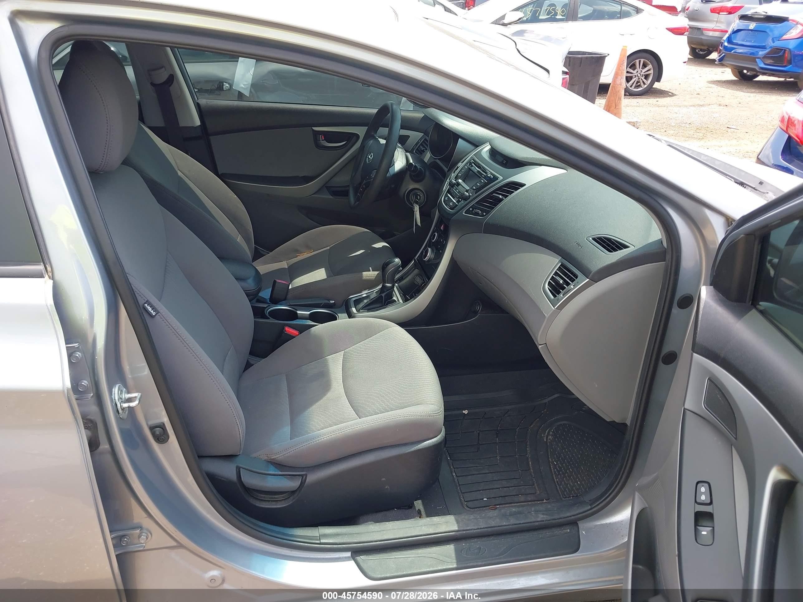 2015 Hyundai Elantra Se Silver vin: 5NPDH4AE7FH617905