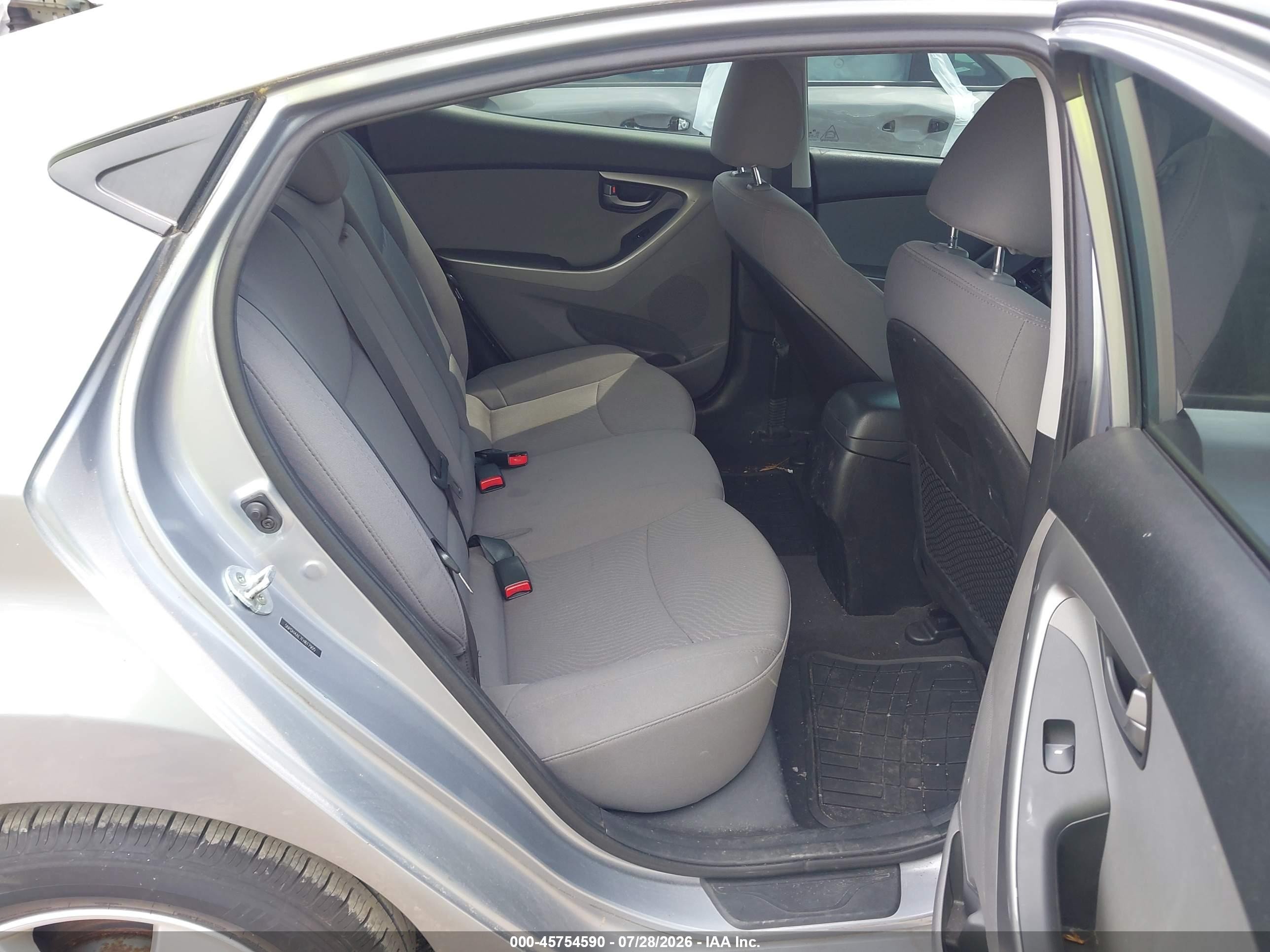 2015 Hyundai Elantra Se Silver vin: 5NPDH4AE7FH617905