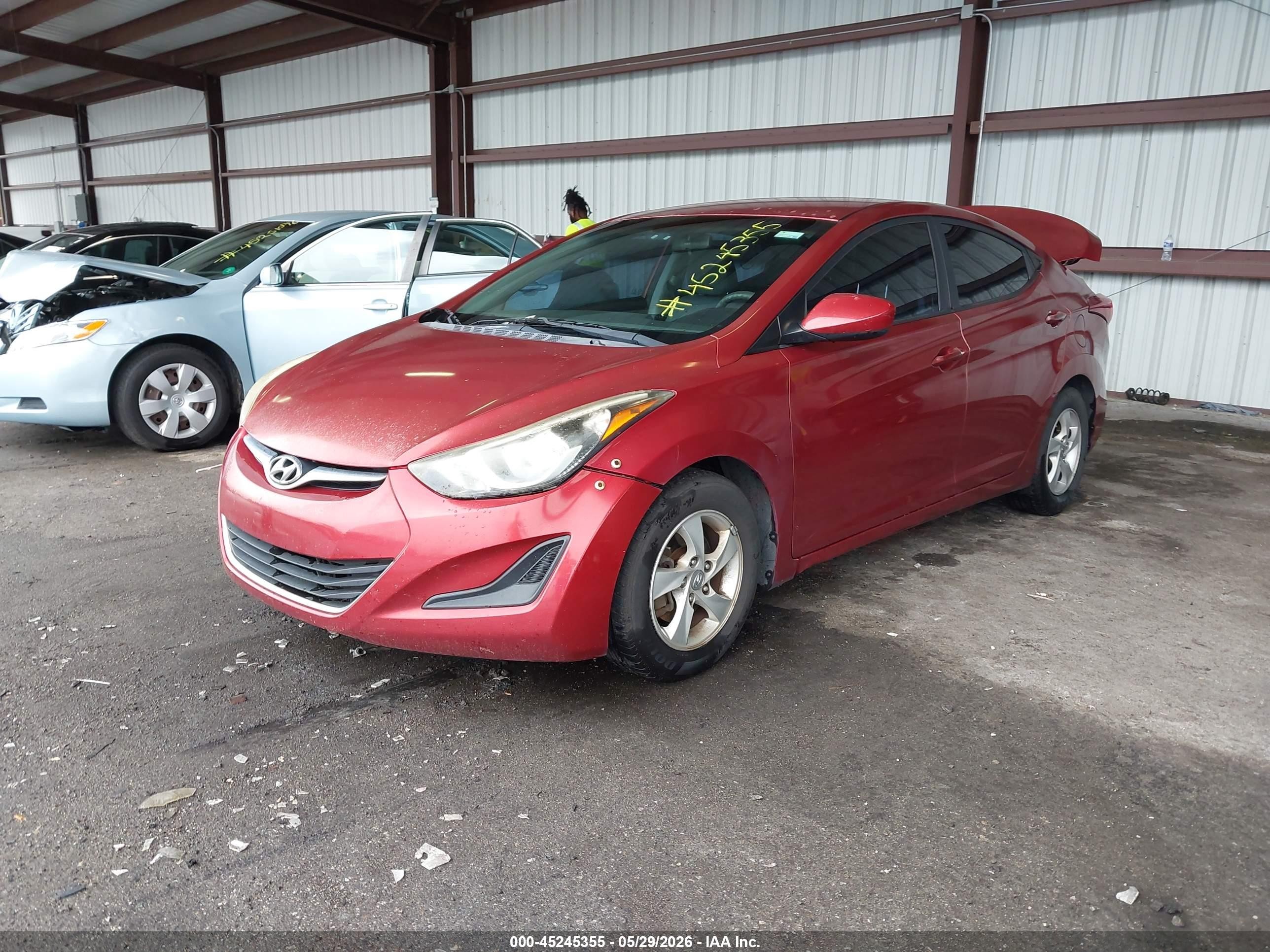 2015 Hyundai Elantra Se Burgundy vin: 5NPDH4AE7FH623932