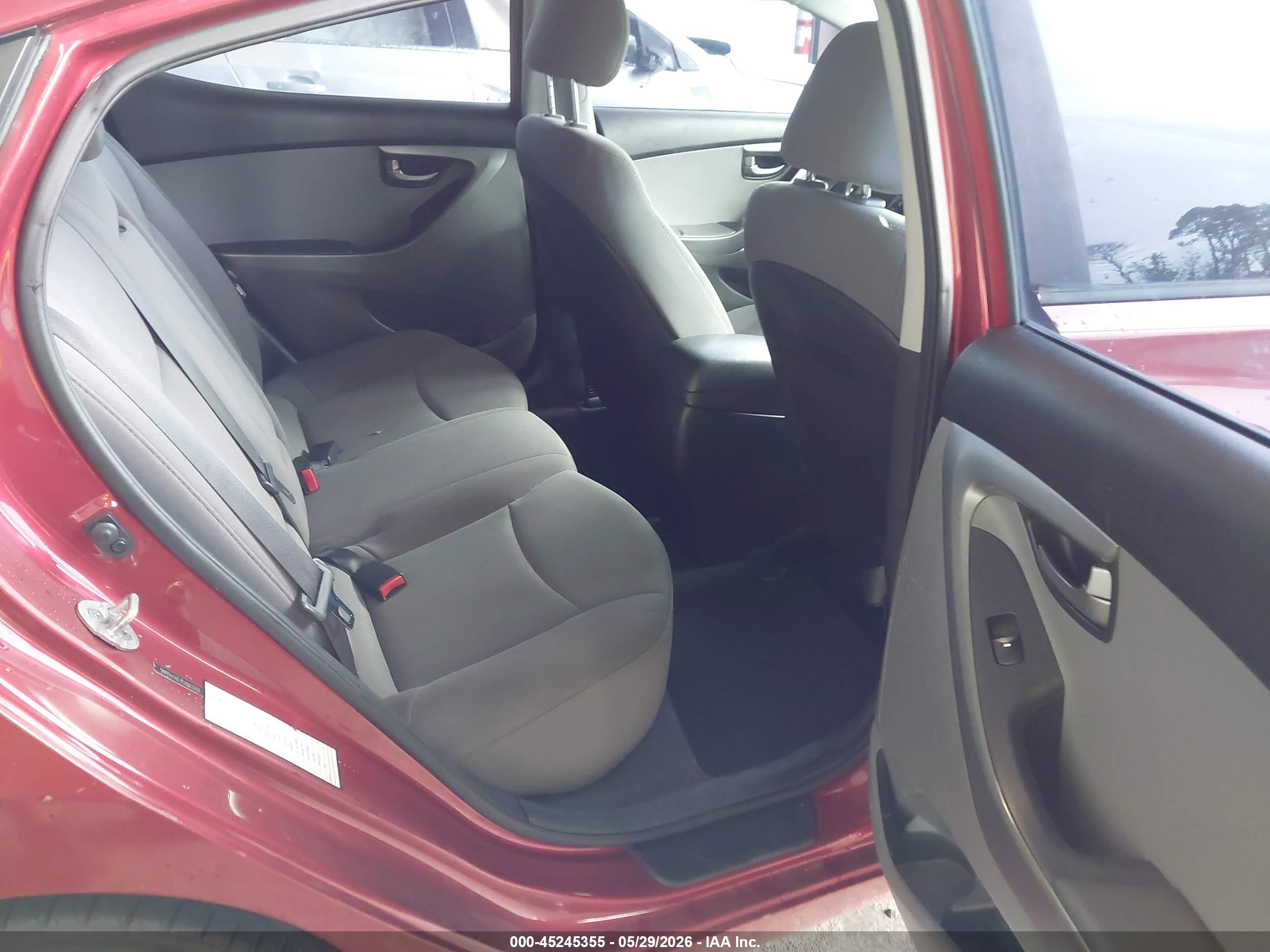 2015 Hyundai Elantra Se Burgundy vin: 5NPDH4AE7FH623932