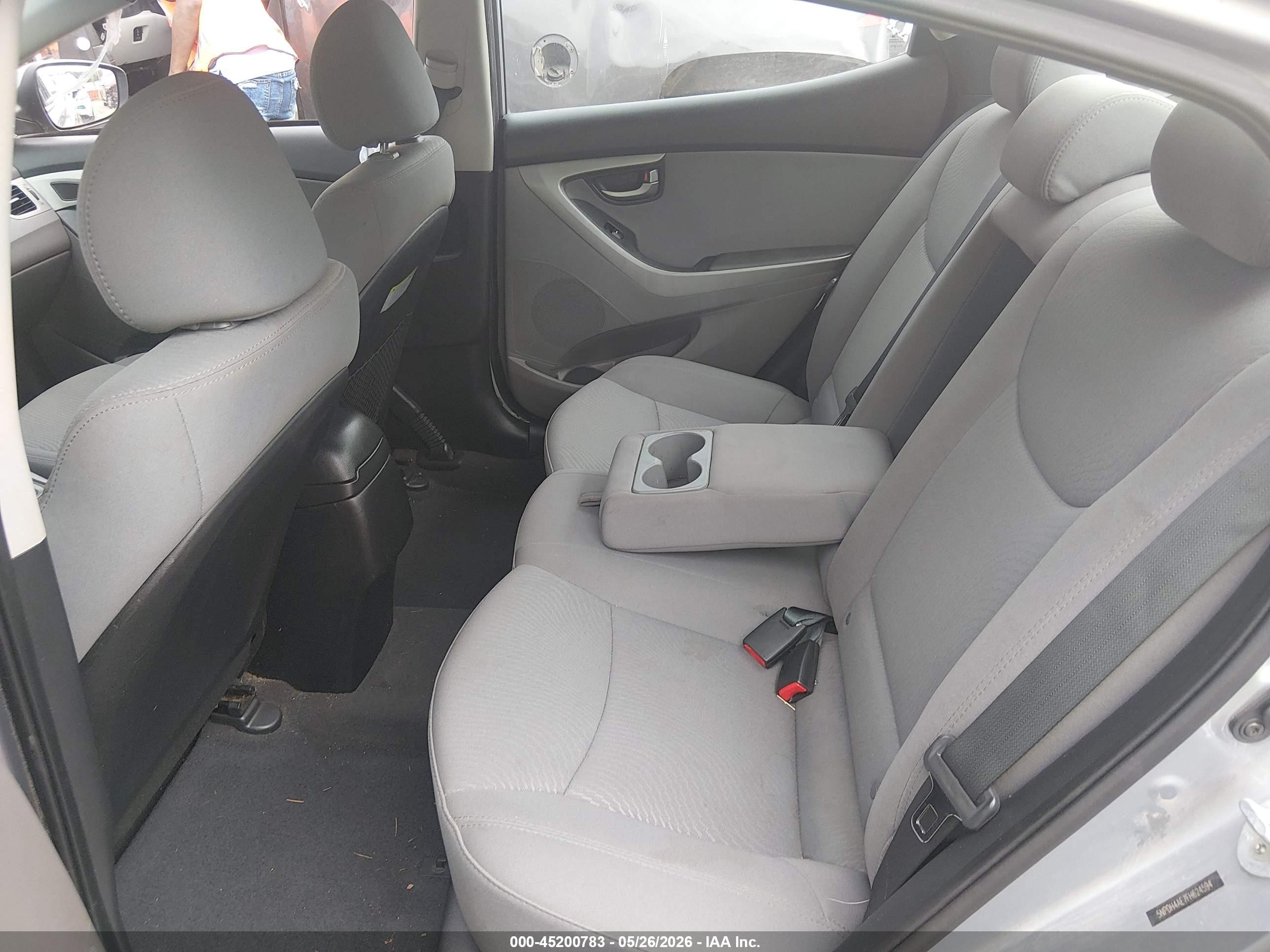 2015 Hyundai Elantra Se Серебряный vin: 5NPDH4AE7FH624594