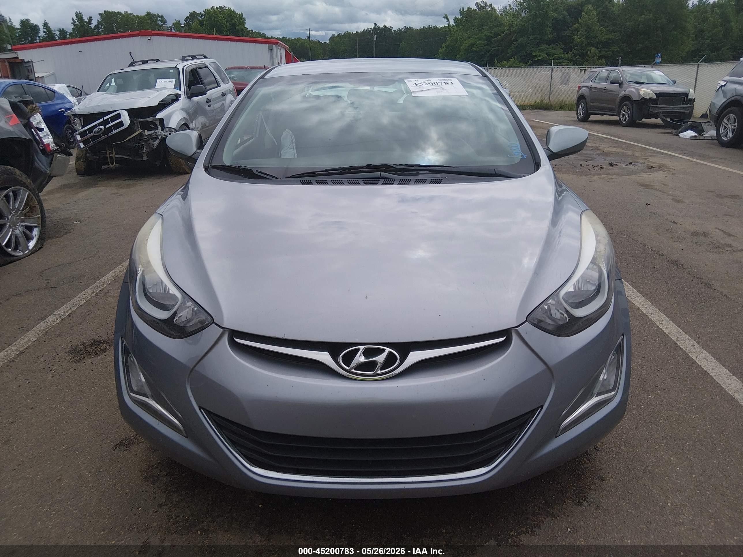 2015 Hyundai Elantra Se Серебряный vin: 5NPDH4AE7FH624594