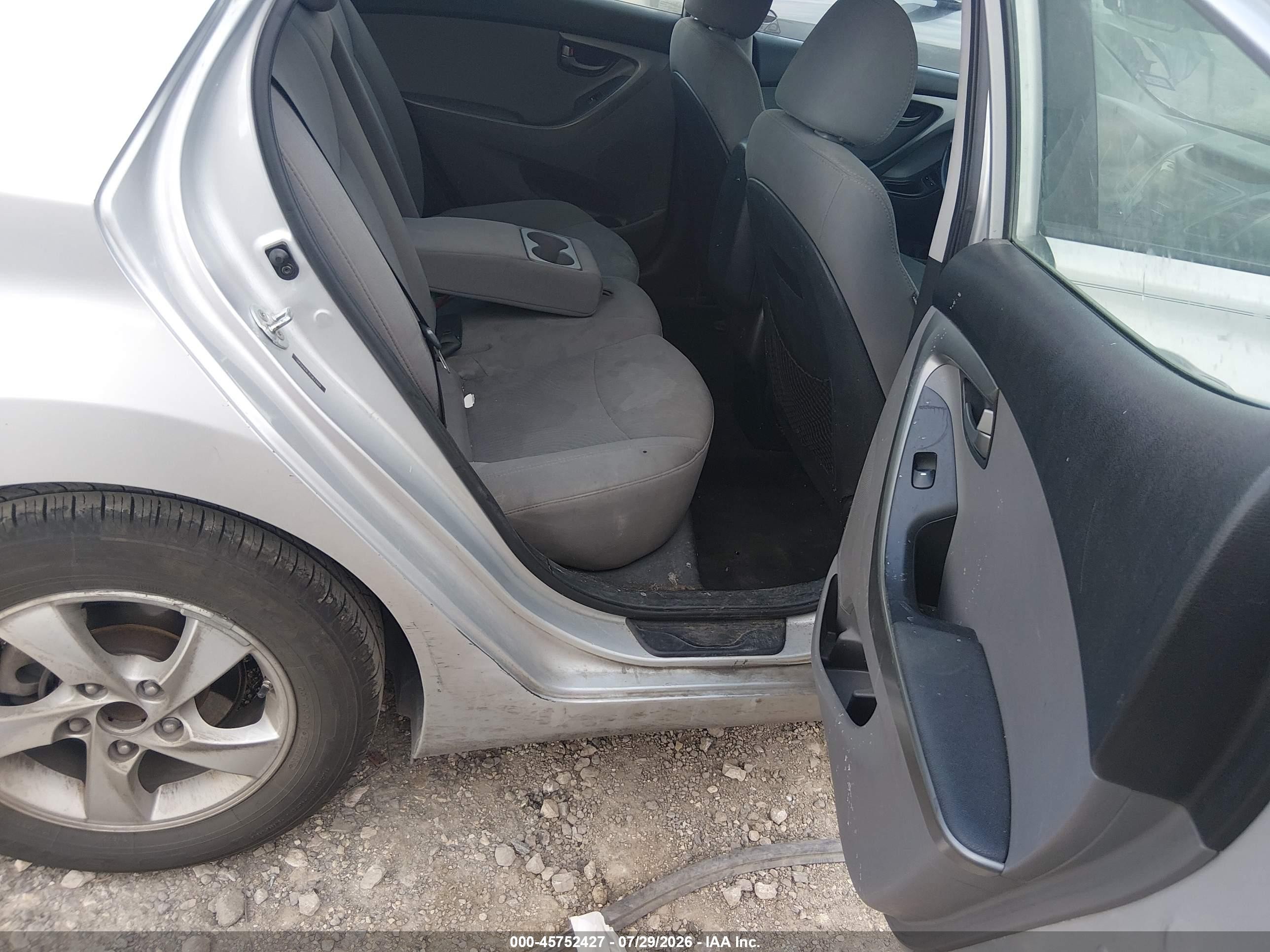 2015 Hyundai Elantra Se Silver vin: 5NPDH4AE7FH633926