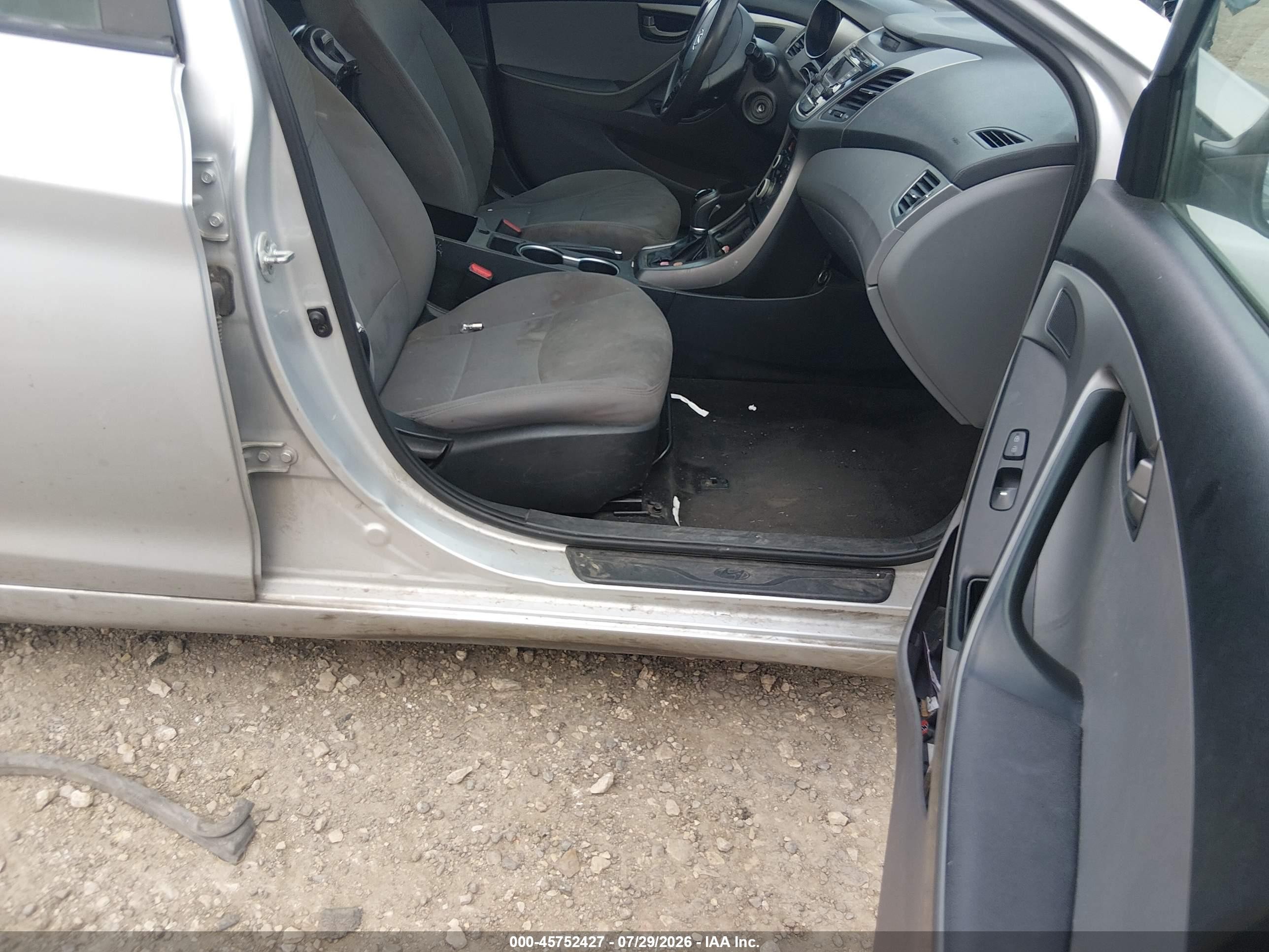 2015 Hyundai Elantra Se Silver vin: 5NPDH4AE7FH633926