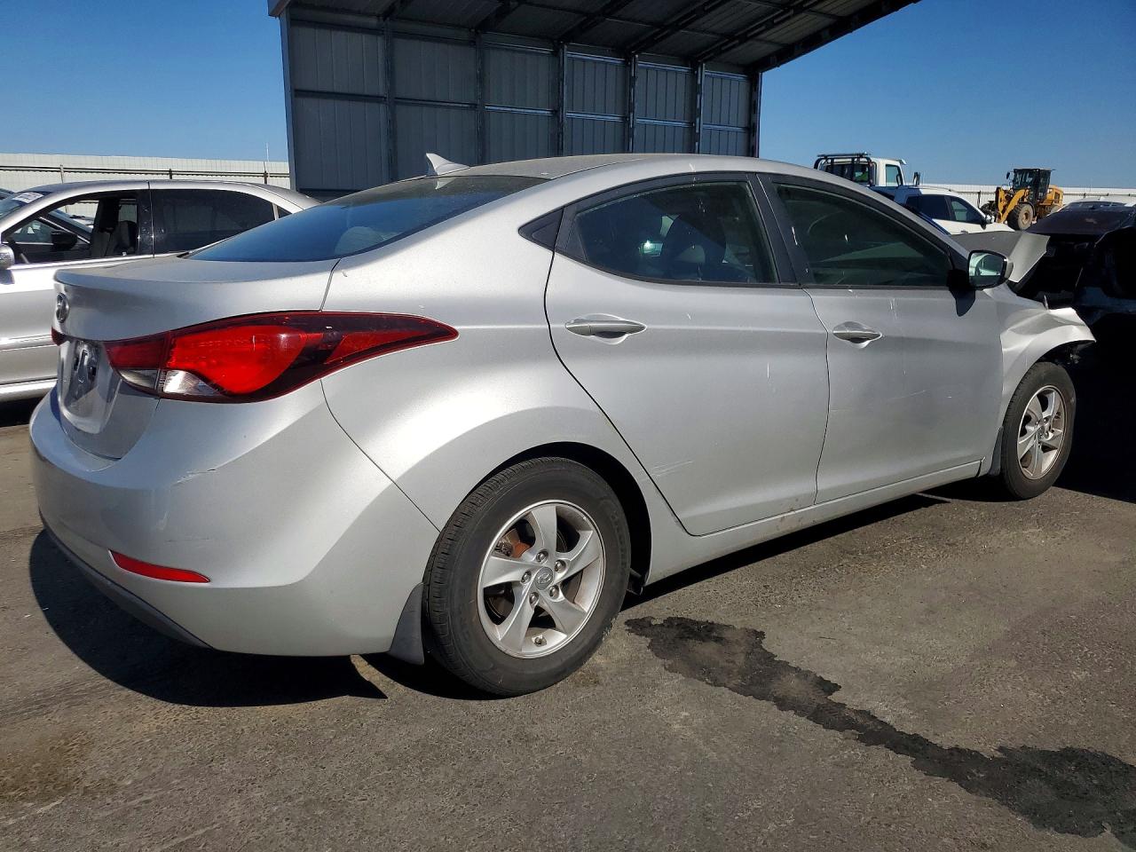 2015 Hyundai Elantra Se Серебряный vin: 5NPDH4AE7FH646384