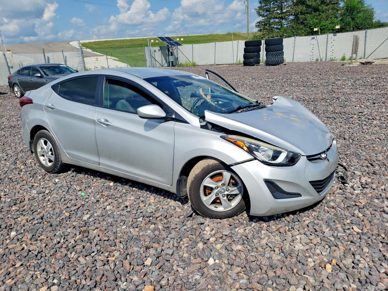 2015 Hyundai Elantra Se Серебряный vin: 5NPDH4AE7FH646398