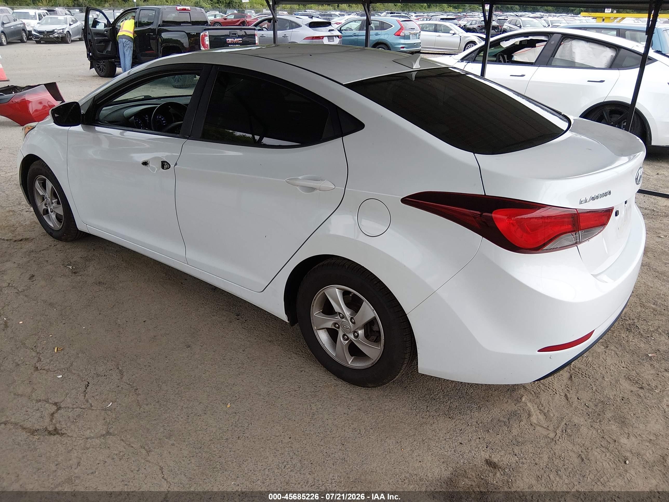 2015 Hyundai Elantra Se White vin: 5NPDH4AE7FH648409