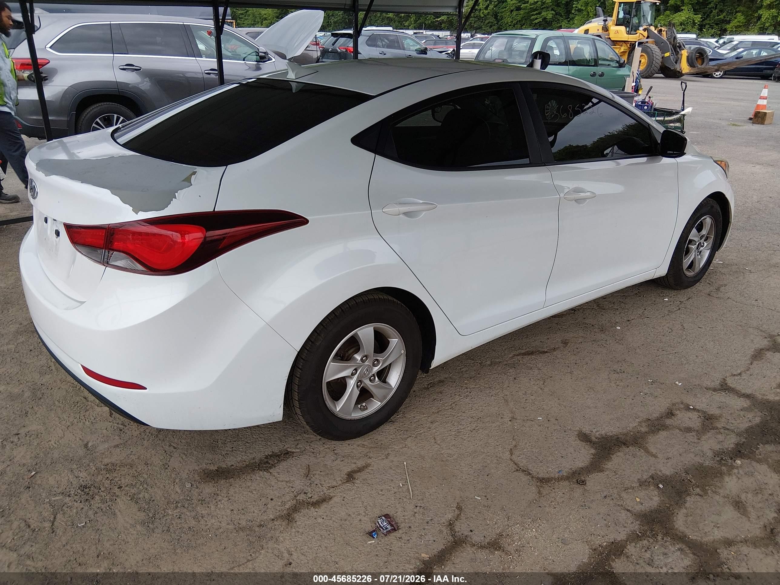 2015 Hyundai Elantra Se White vin: 5NPDH4AE7FH648409