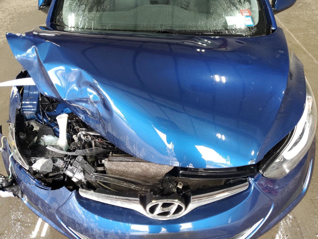 2016 Hyundai Elantra Se Blue vin: 5NPDH4AE7GH787571