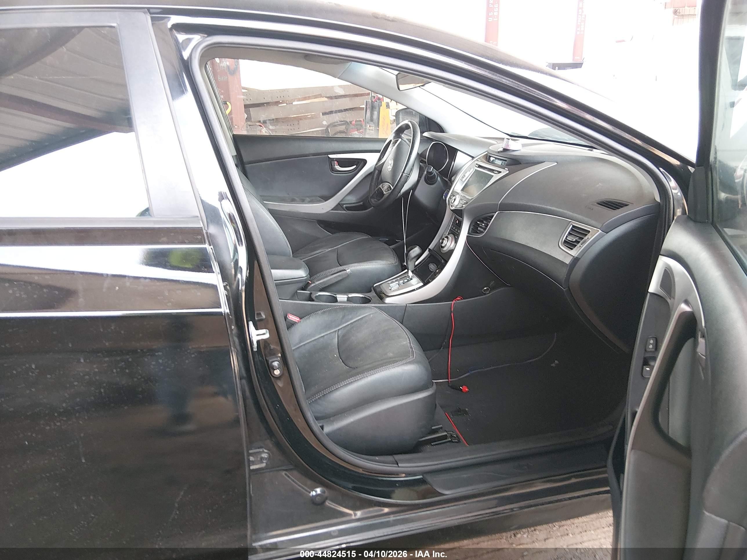2011 Hyundai Elantra Limited Черный vin: 5NPDH4AE8BH005531