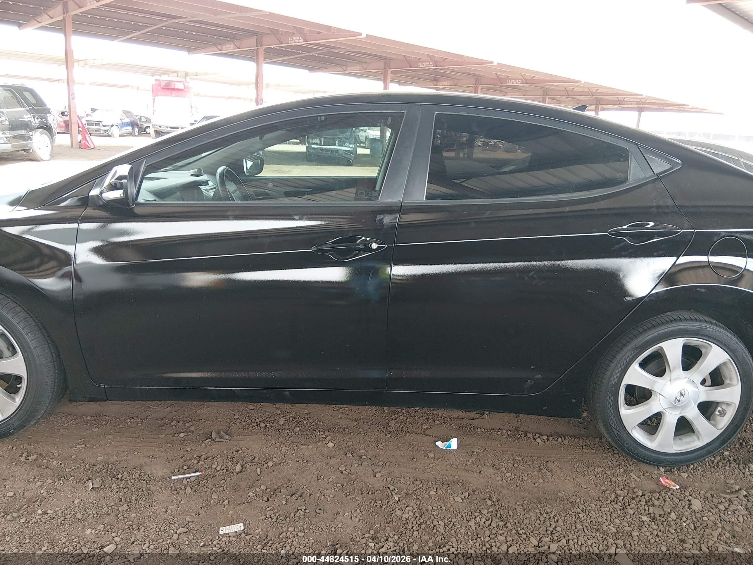 2011 Hyundai Elantra Limited Черный vin: 5NPDH4AE8BH005531