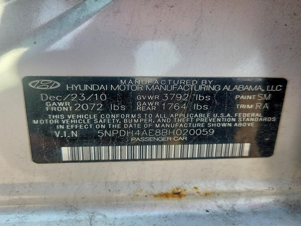 2011 Hyundai Elantra Limited Silver vin: 5NPDH4AE8BH020059