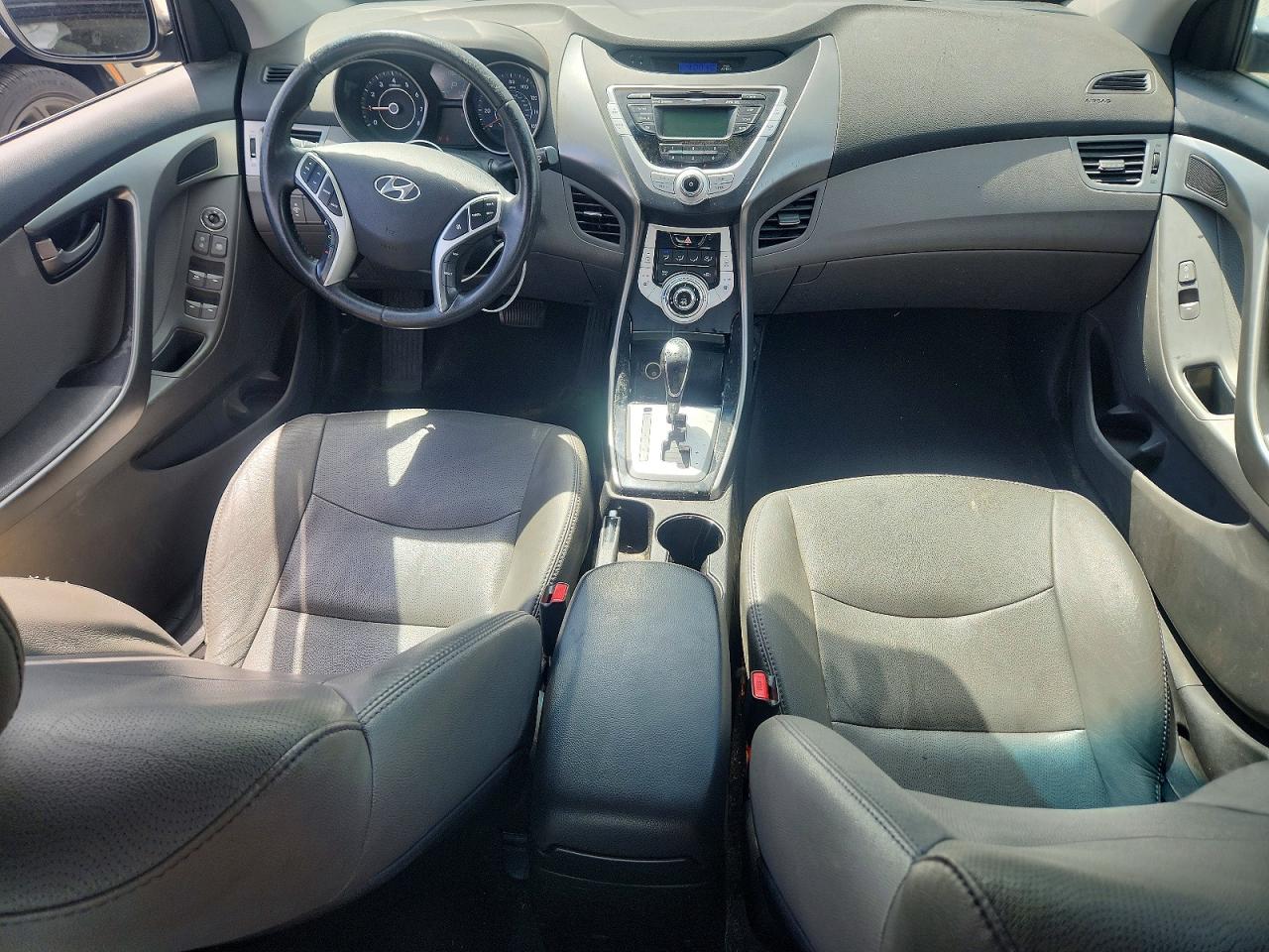 2011 Hyundai Elantra Limited Silver vin: 5NPDH4AE8BH020059