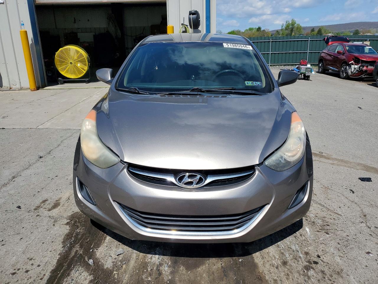 2011 Hyundai Elantra Gls Gold vin: 5NPDH4AE8BH021390