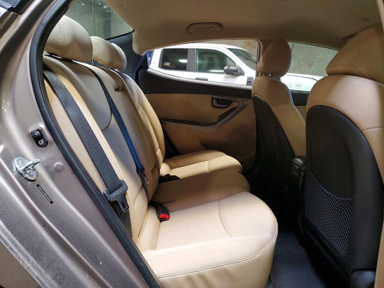 2011 Hyundai Elantra Gls Silver vin: 5NPDH4AE8BH040392