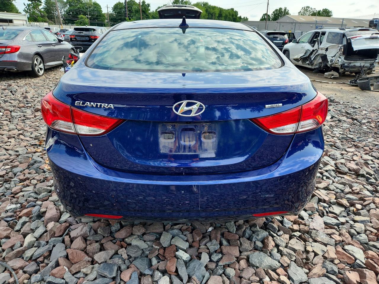 2011 Hyundai Elantra Limited Blue vin: 5NPDH4AE8BH042529