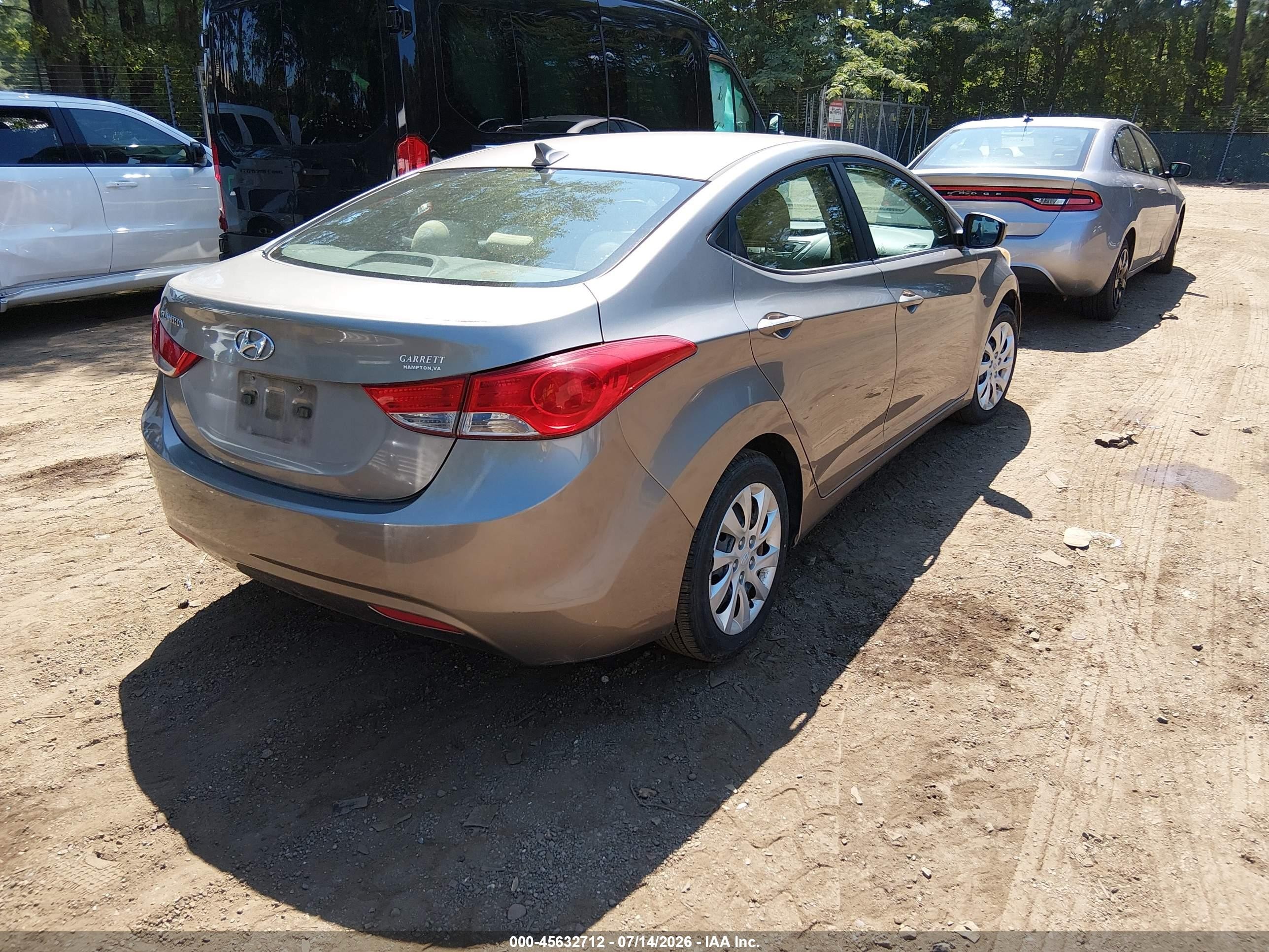 2011 Hyundai Elantra Gls Gold vin: 5NPDH4AE8BH055247