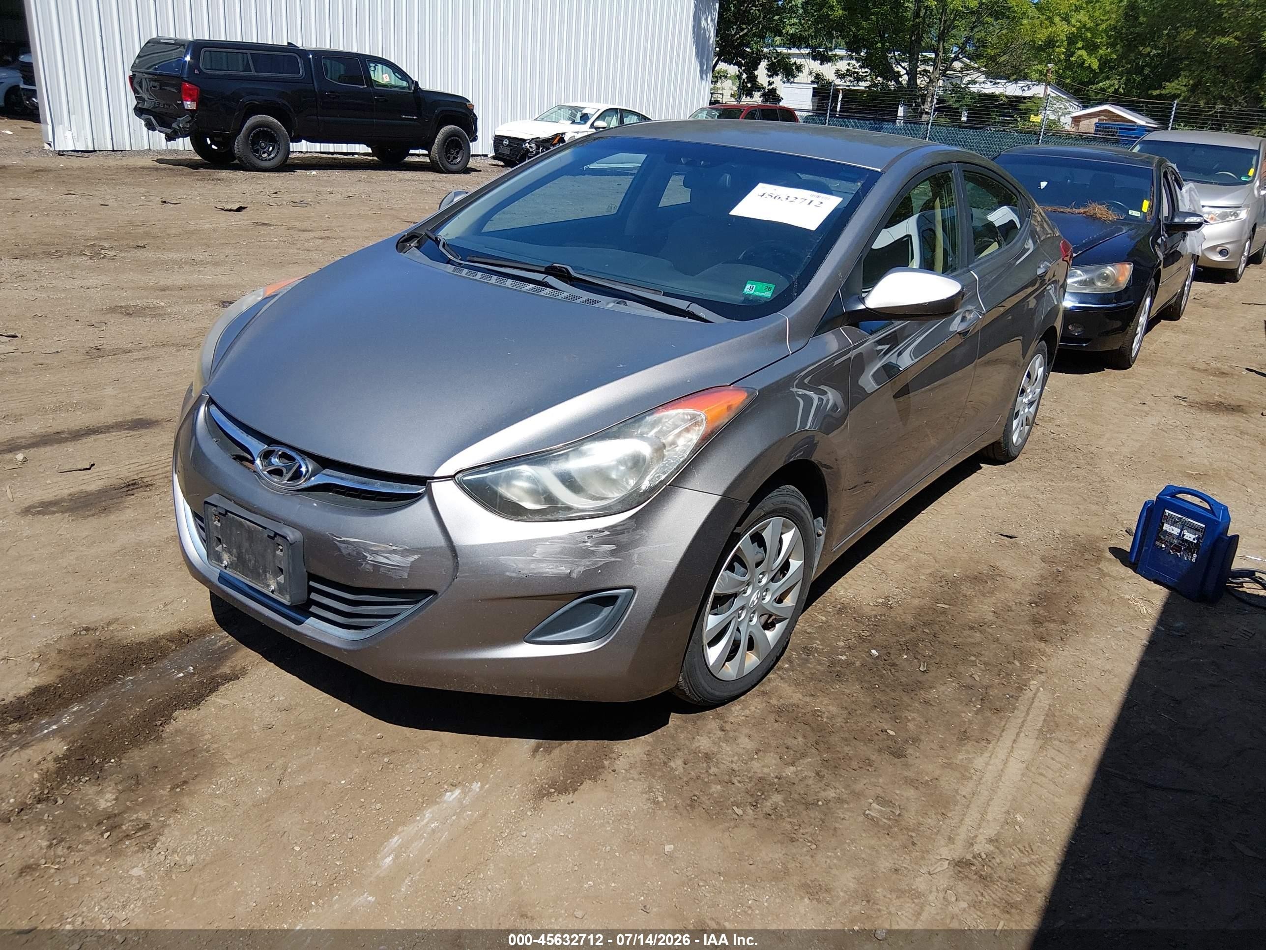 2011 Hyundai Elantra Gls Gold vin: 5NPDH4AE8BH055247