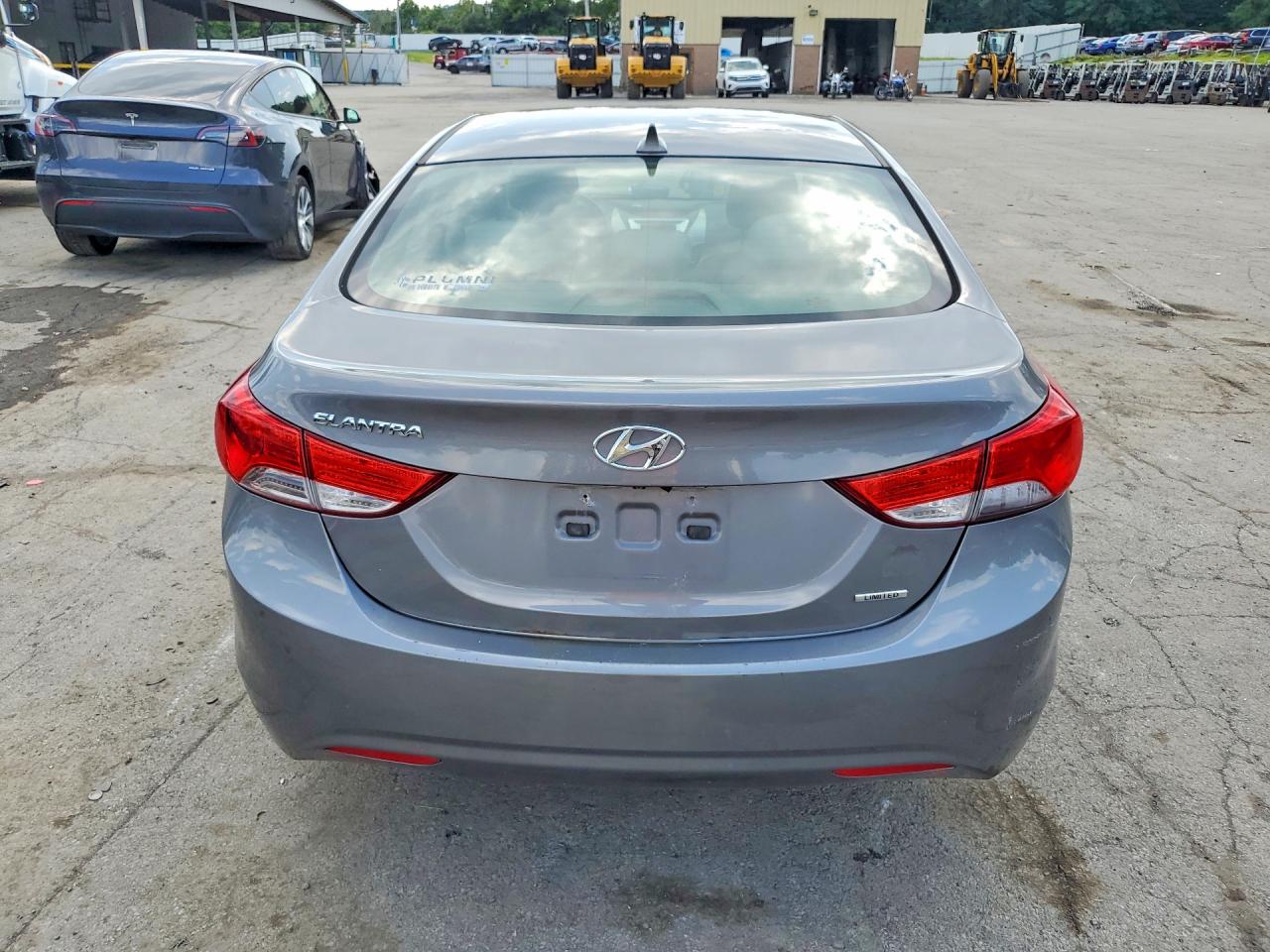 2011 Hyundai Elantra Limited Gray vin: 5NPDH4AE8BH056835