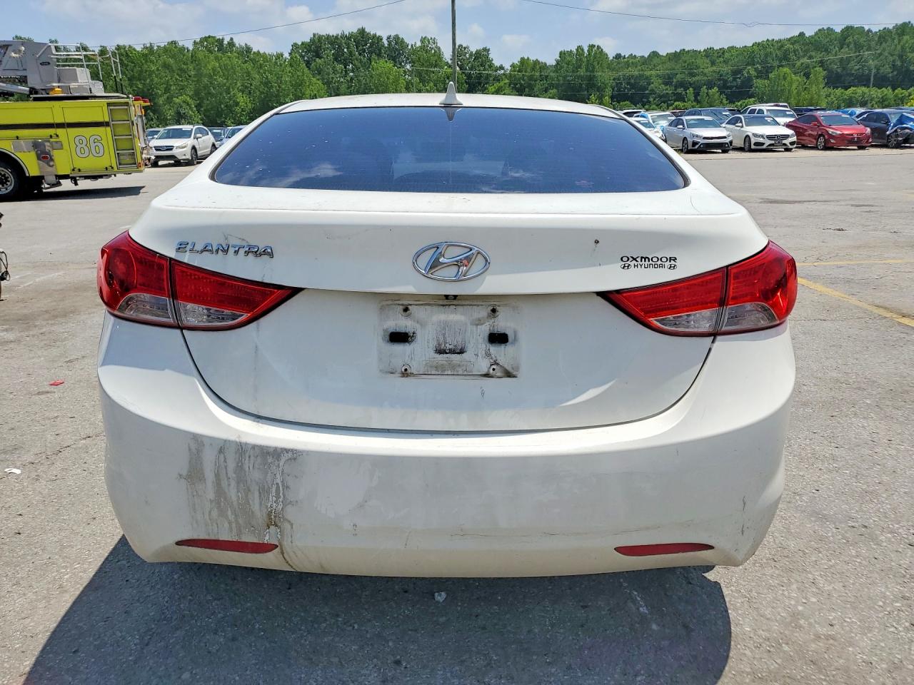 2011 Hyundai Elantra Gls White vin: 5NPDH4AE8BH060917
