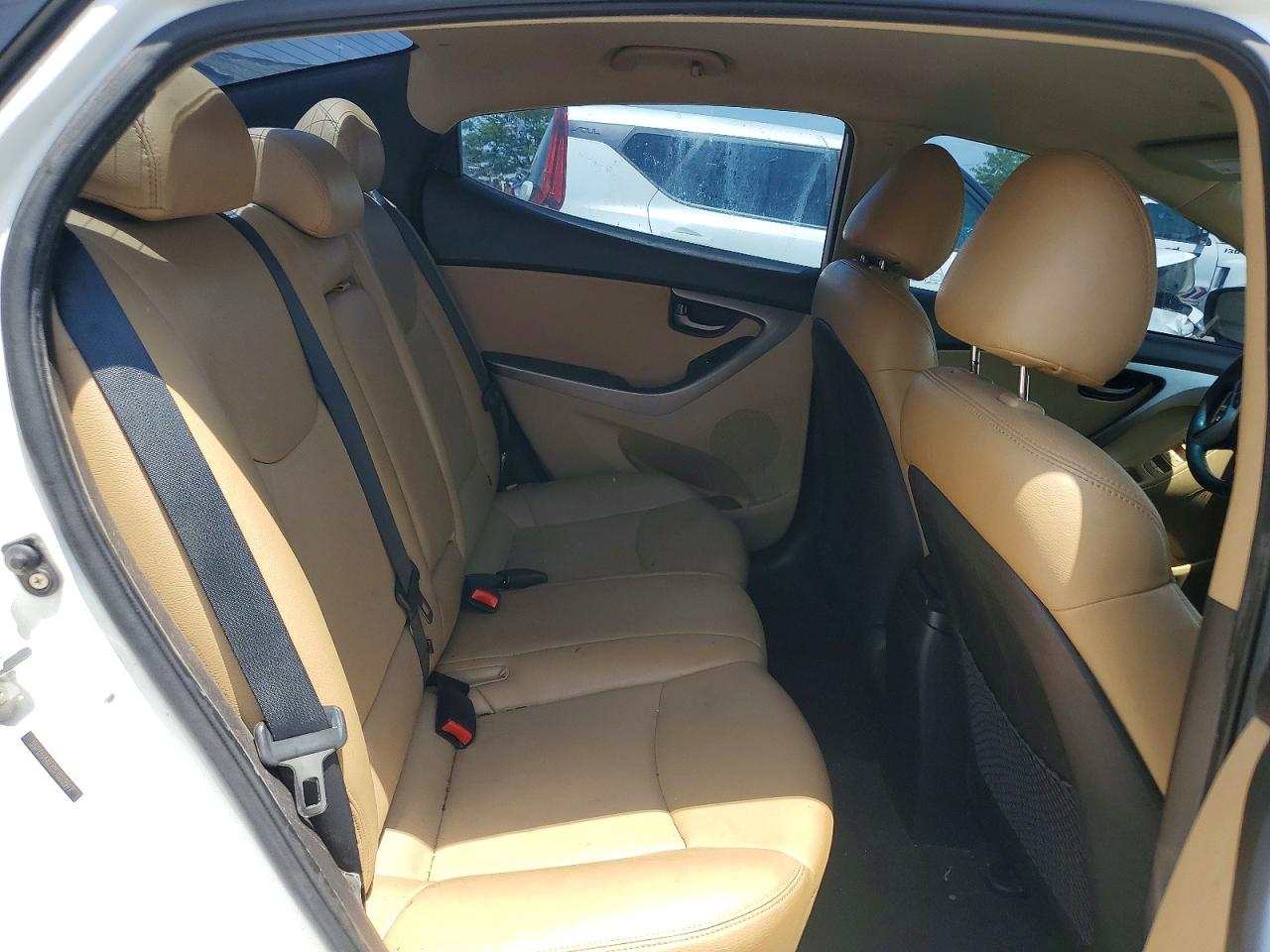 2011 Hyundai Elantra Gls White vin: 5NPDH4AE8BH060917