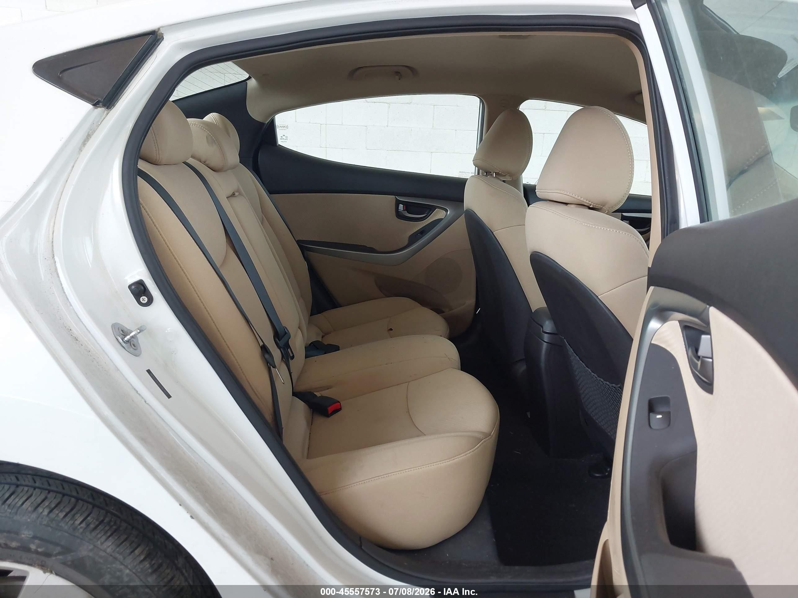 2012 Hyundai Elantra Gls Белый vin: 5NPDH4AE8CH064855