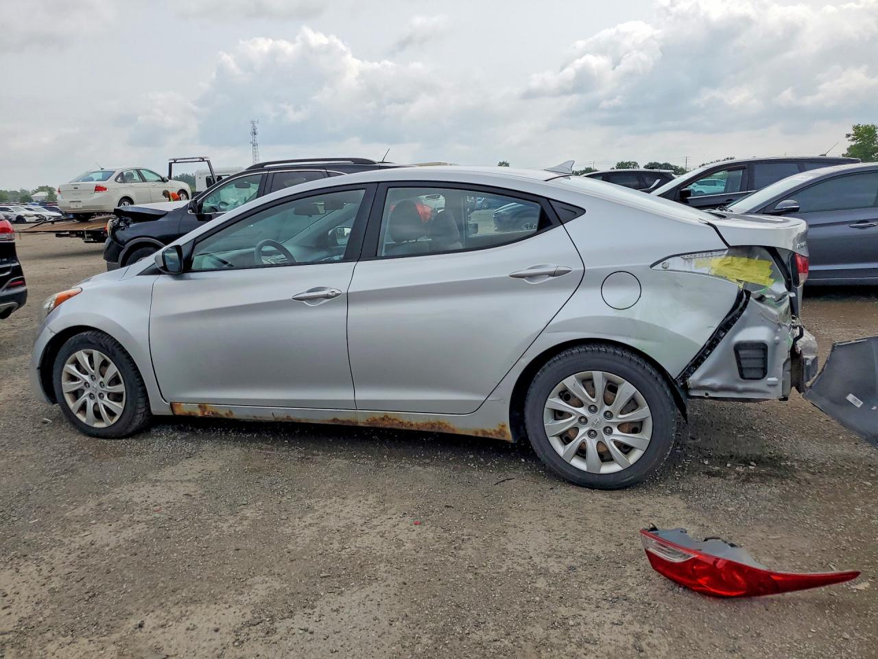 2012 Hyundai Elantra Gls Silver vin: 5NPDH4AE8CH069988