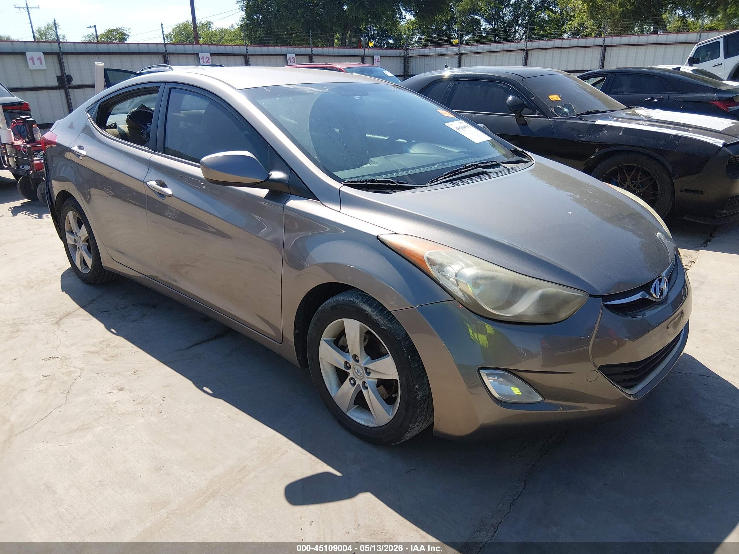 2012 Hyundai Elantra Gls Beige vin: 5NPDH4AE8CH073698