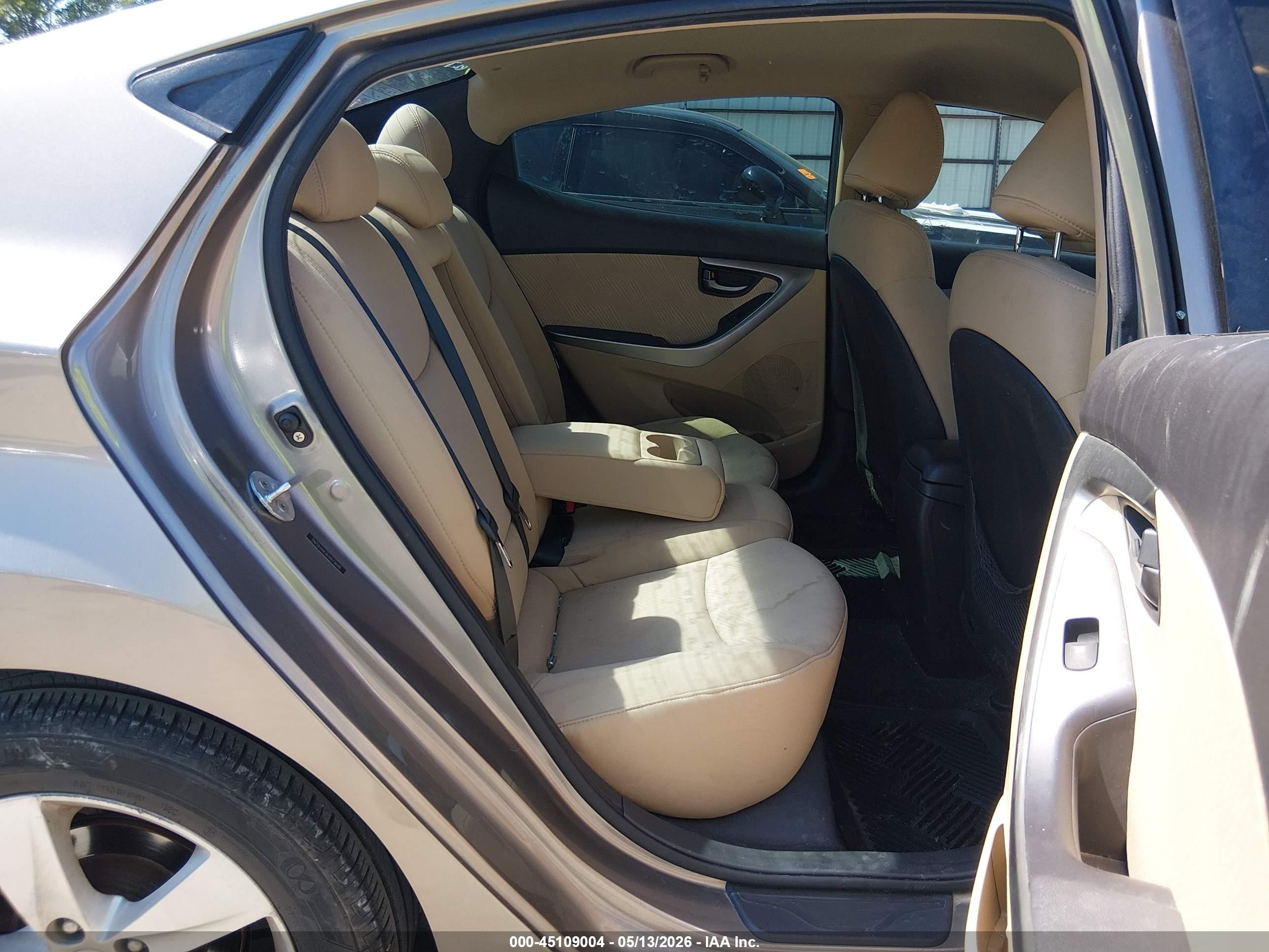 2012 Hyundai Elantra Gls Beige vin: 5NPDH4AE8CH073698