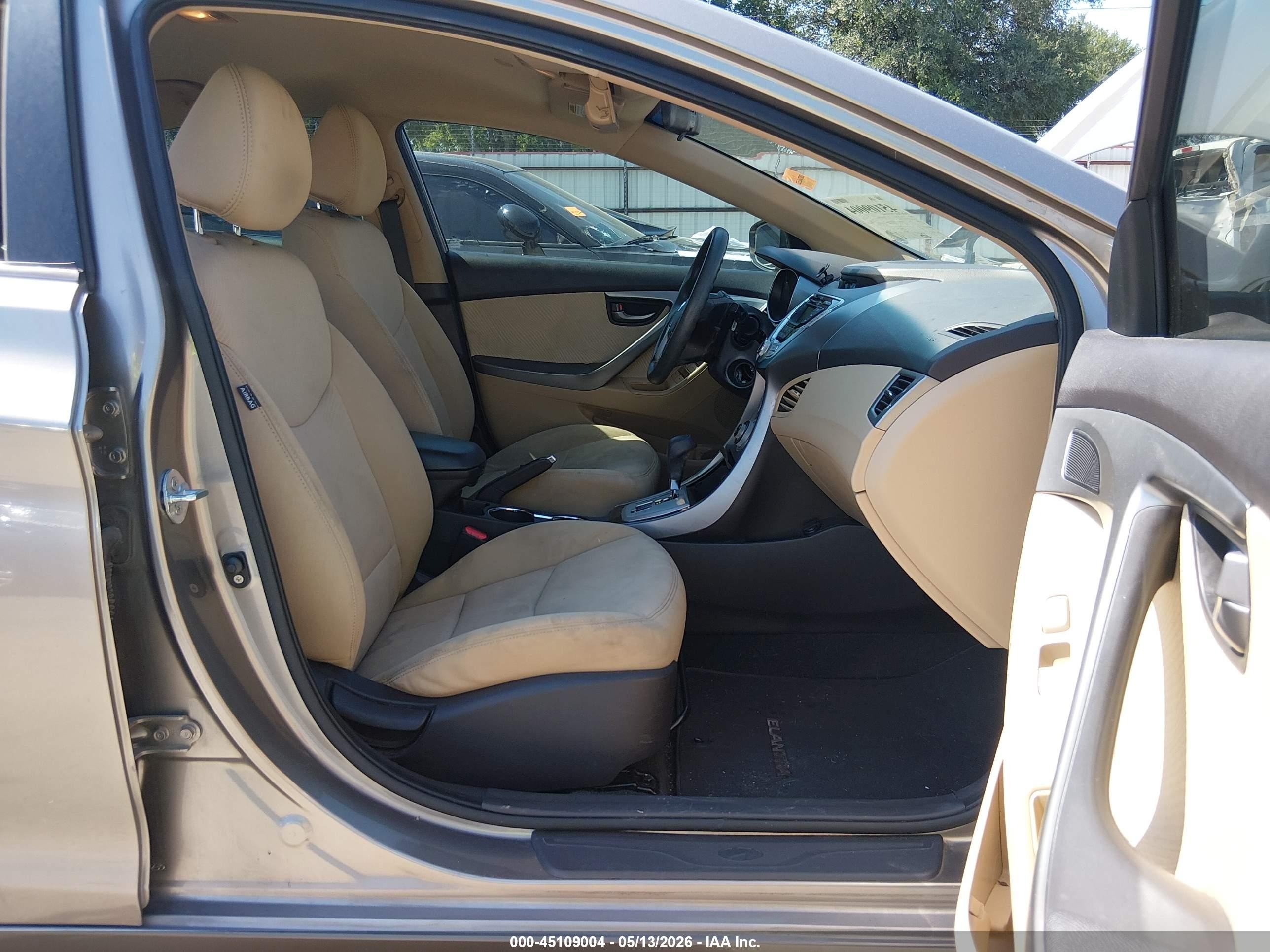 2012 Hyundai Elantra Gls Beige vin: 5NPDH4AE8CH073698