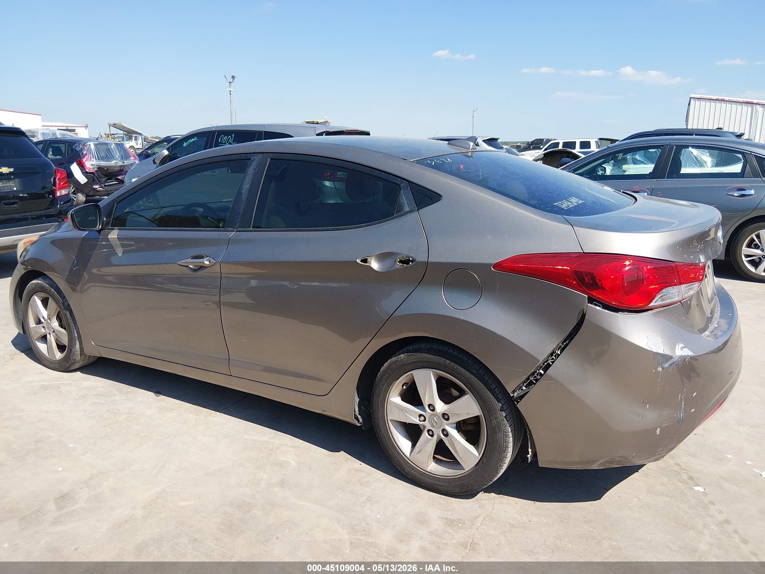 2012 Hyundai Elantra Gls Beige vin: 5NPDH4AE8CH073698