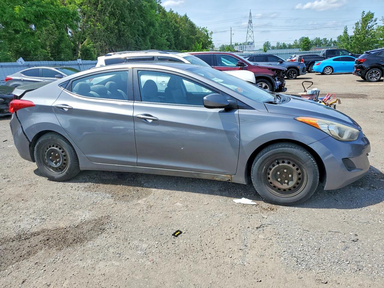 2012 Hyundai Elantra Gray vin: 5NPDH4AE8CH077170