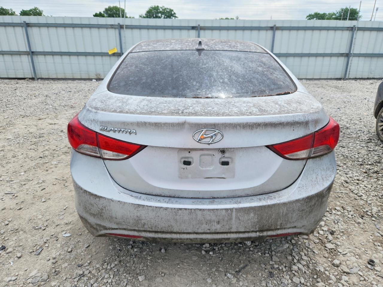 2012 Hyundai Elantra Серый vin: 5NPDH4AE8CH096172