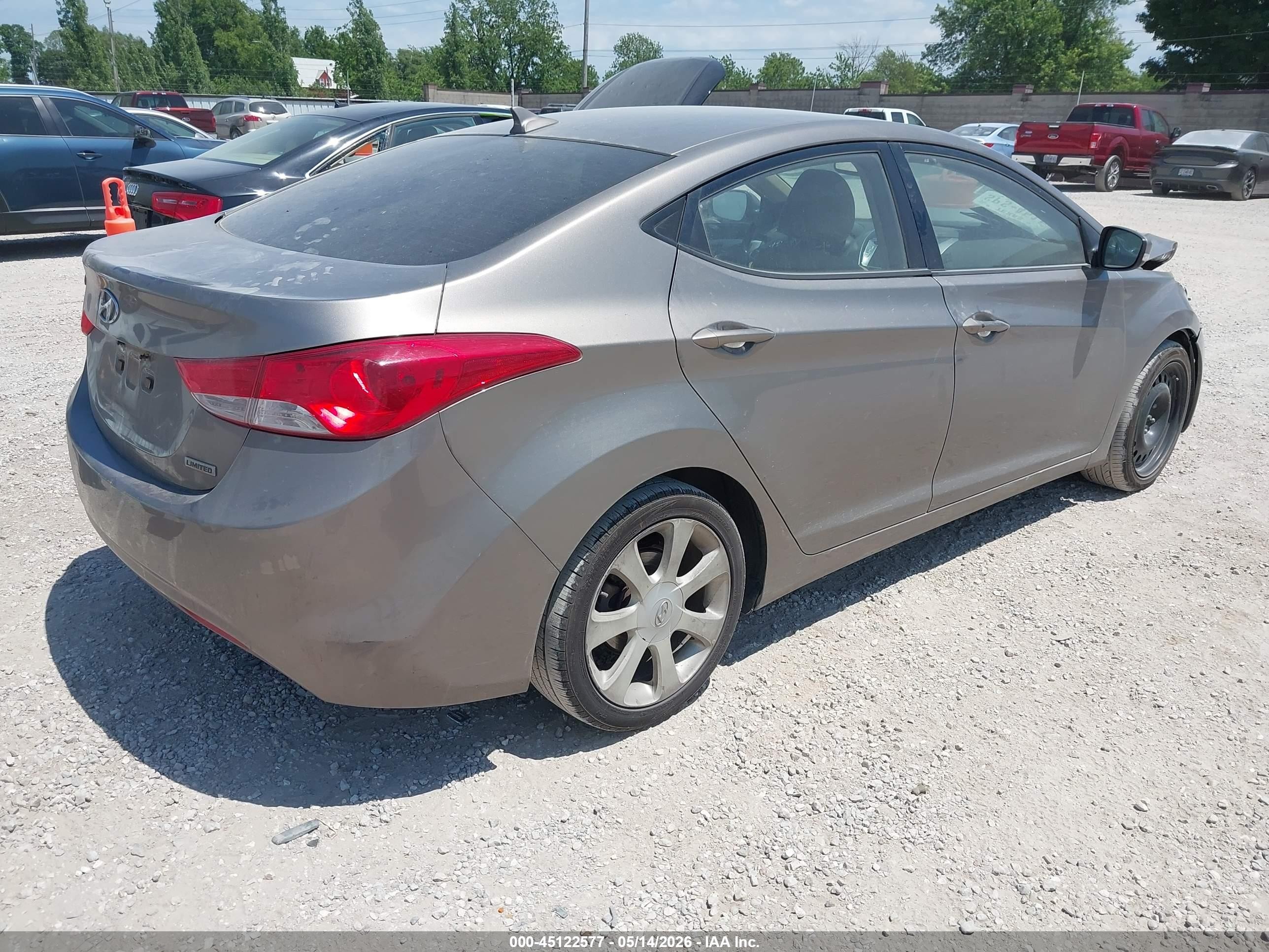 2012 Hyundai Elantra Limited Серебряный vin: 5NPDH4AE8CH107431