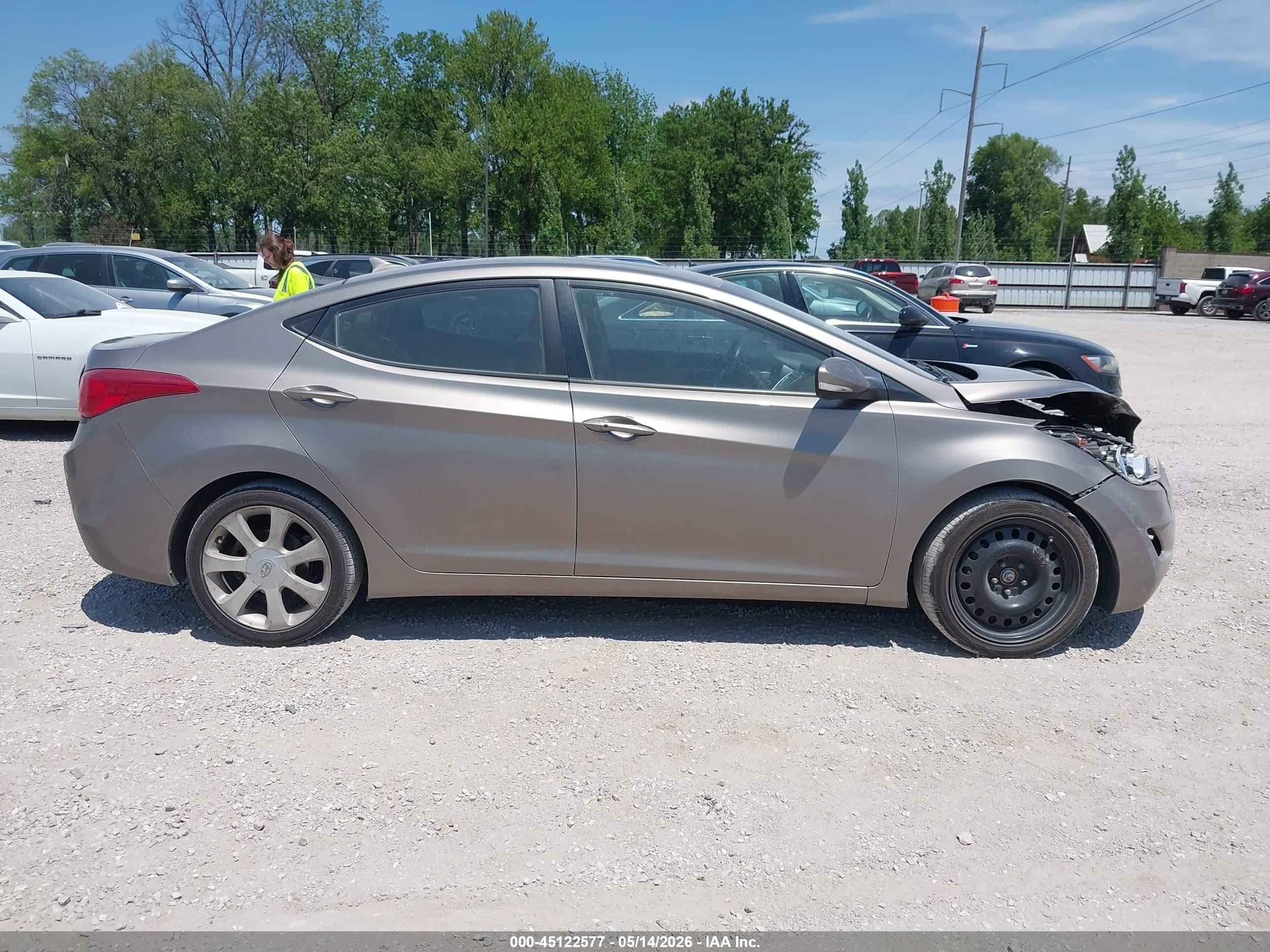 2012 Hyundai Elantra Limited Серебряный vin: 5NPDH4AE8CH107431