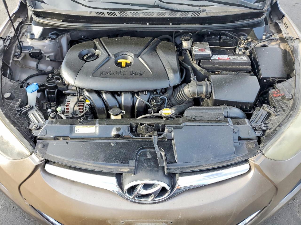 2012 Hyundai Elantra Gls Silver vin: 5NPDH4AE8CH112502