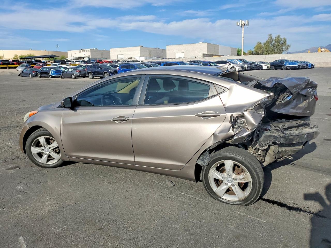 2012 Hyundai Elantra Gls Silver vin: 5NPDH4AE8CH112502