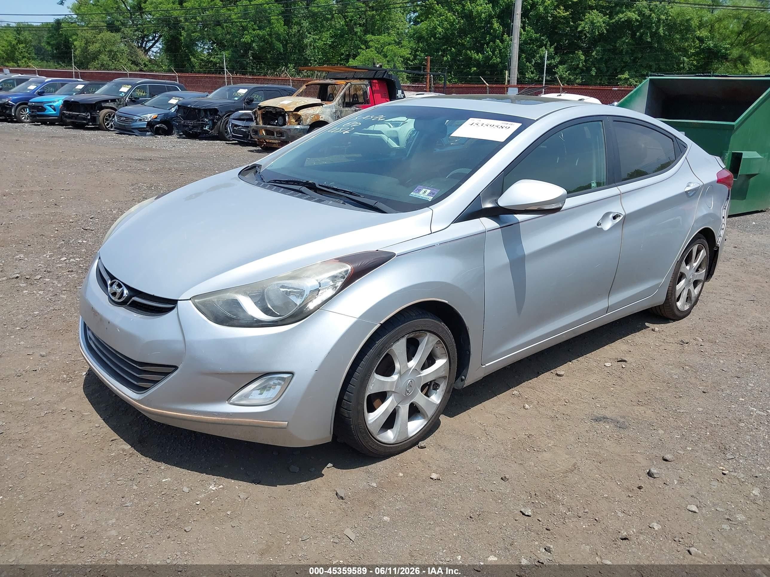 2012 Hyundai Elantra Limited Silver vin: 5NPDH4AE8CH121572
