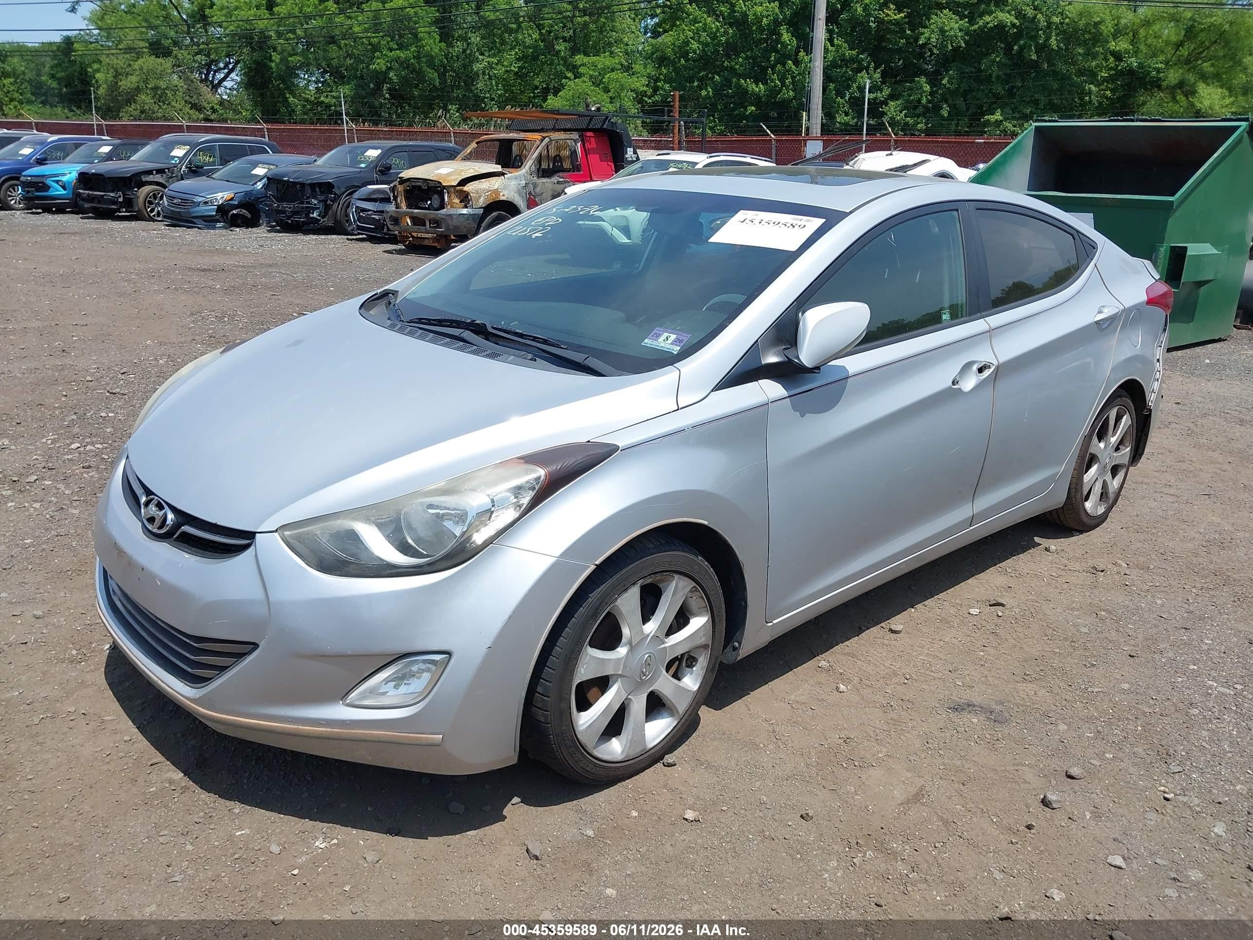 2012 Hyundai Elantra Limited Silver vin: 5NPDH4AE8CH121572
