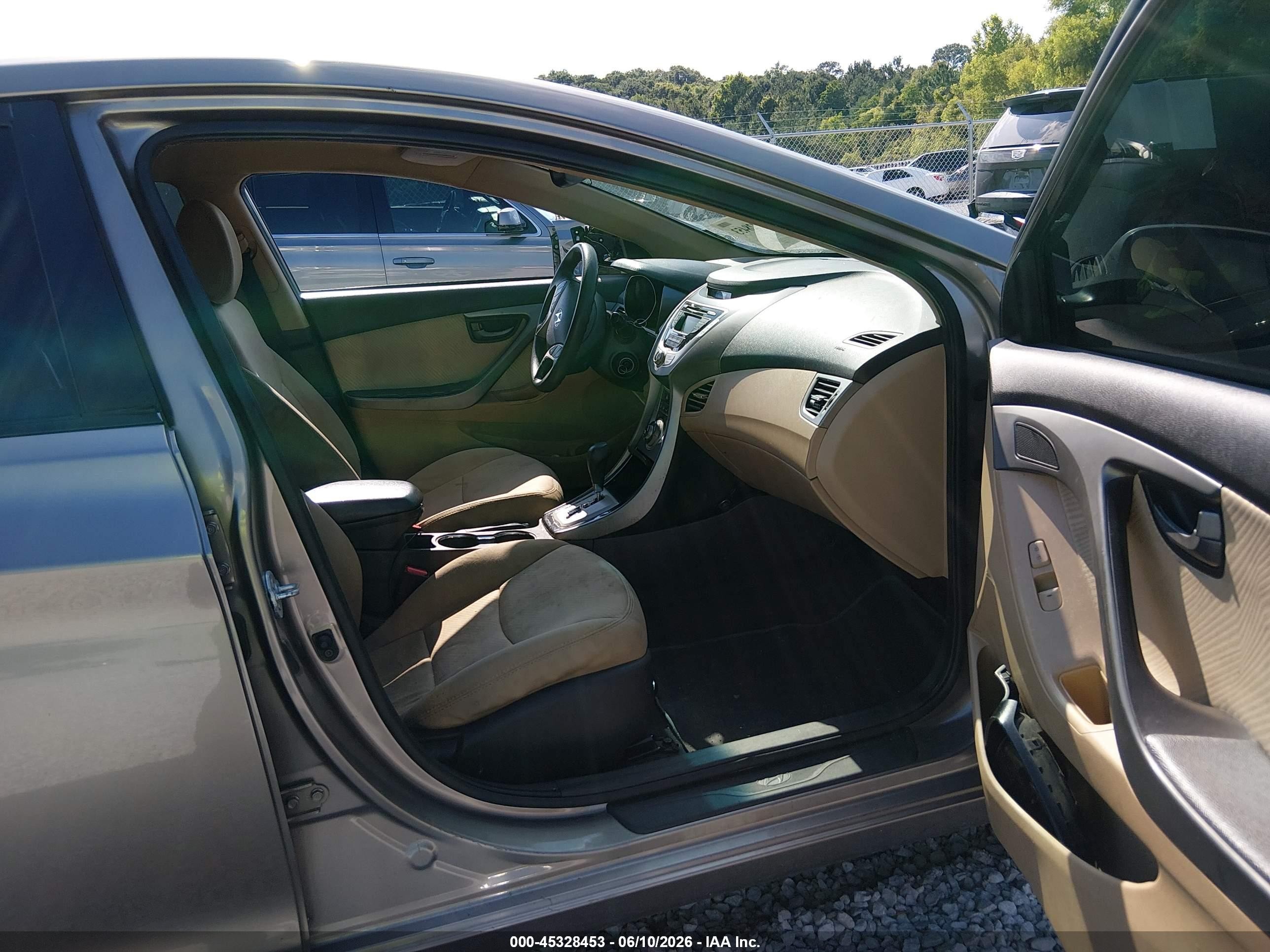 2012 Hyundai Elantra Gls Gold vin: 5NPDH4AE8CH127100