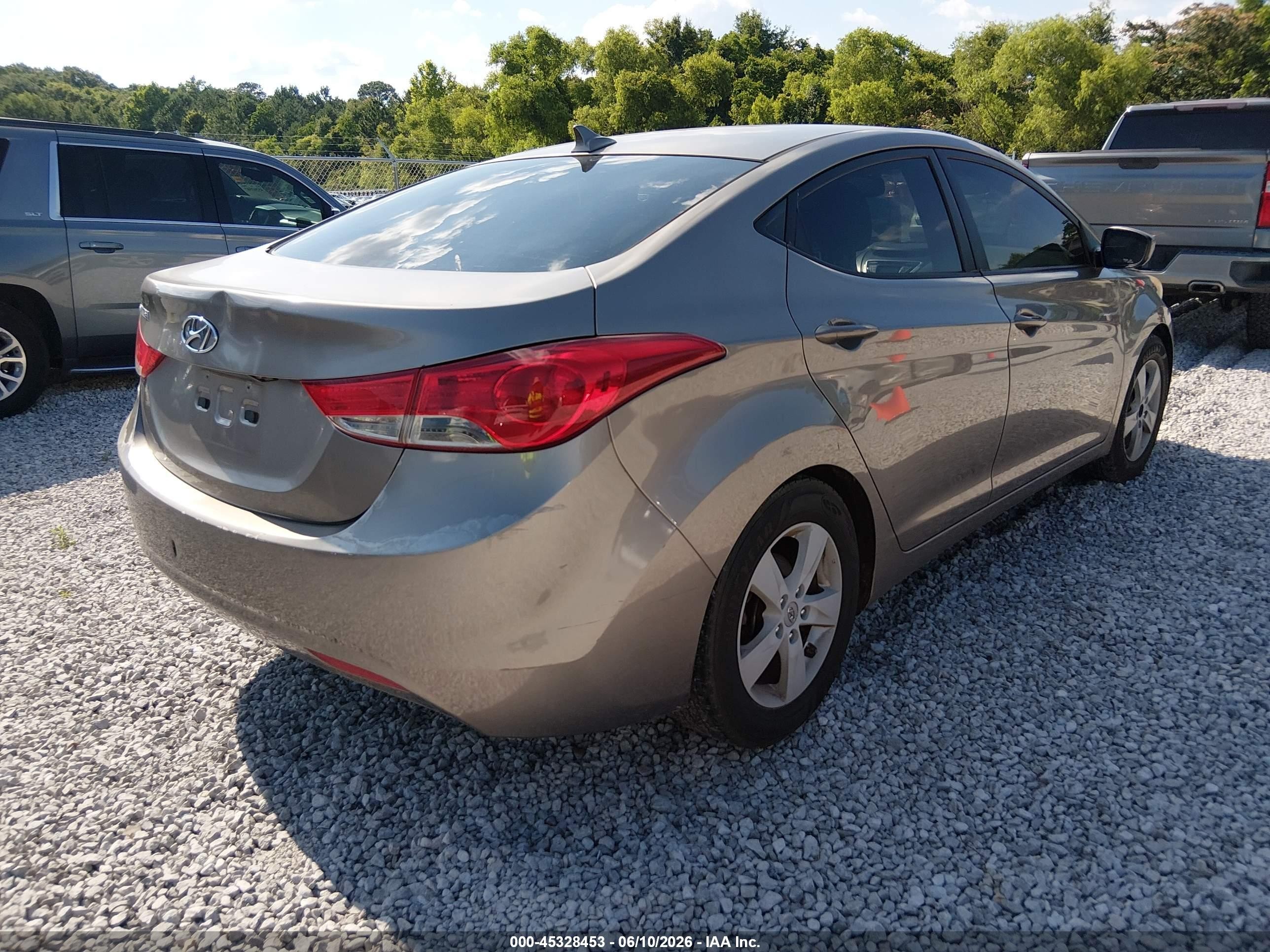 2012 Hyundai Elantra Gls Gold vin: 5NPDH4AE8CH127100