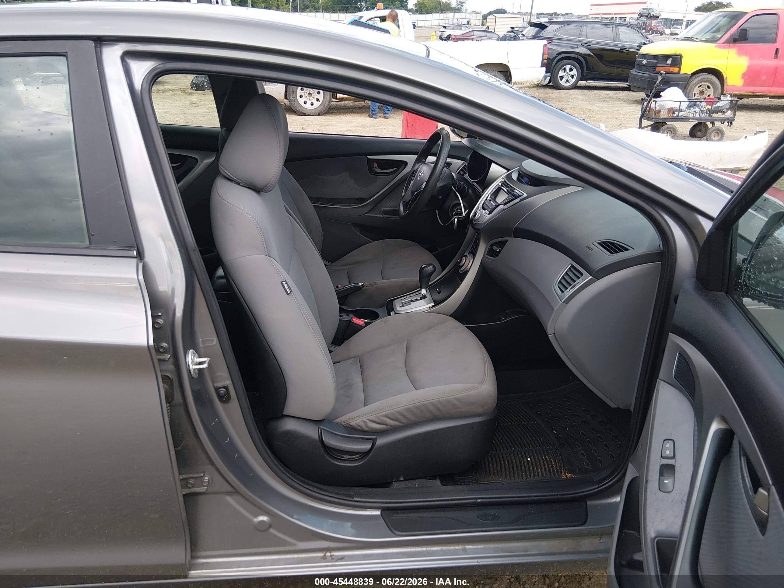 2012 Hyundai Elantra Gls Gray vin: 5NPDH4AE8CH129381